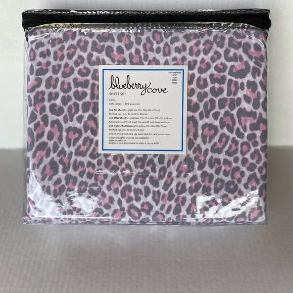 Blueberry Cove Leopard Sheet Set Sz Twin - Picture 2 of 6